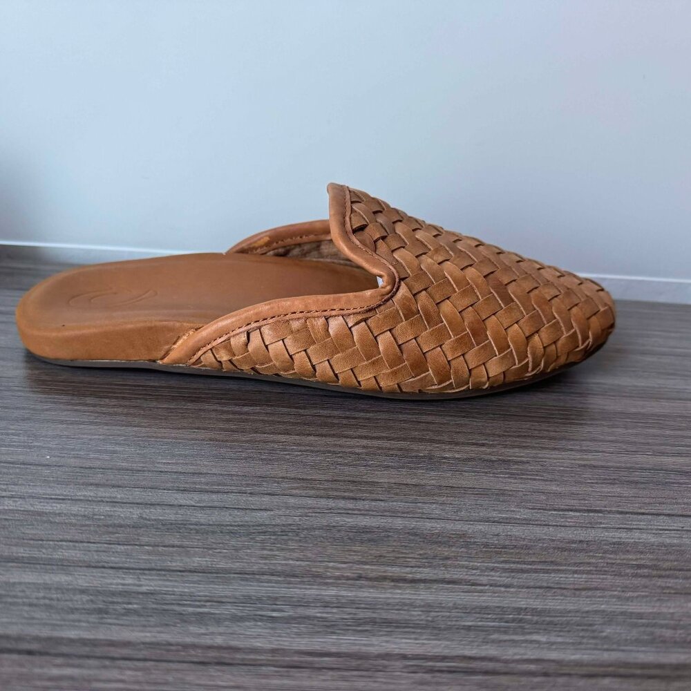 OluKai Mi’i Woven Leather Mules in Tan - Picture 10 of 16